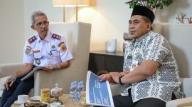 Kepala Dishub Jateng, Arief Jatmiko saat audiensi dengan Wakil Gubernur Jawa Tengah, Taj Yasin, di Semarang.