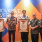 Sekretaris Daerah (Sekda) Provinsi Jawa Tengah, Sumarno menerima penghargaan dalam acara penganugerahan IGA 2025 yang digelar di Kempinski Ballroom, Jakarta, Rabu (10/12/2025).
