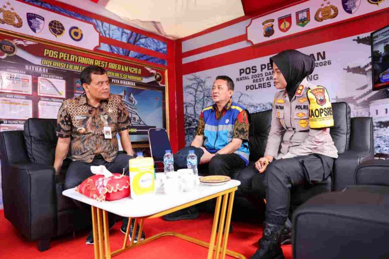 Gubernur Jateng, A. Luthfi saat meninjau Rest Area KM429 Ungaran, Kabupaten Semarang, Selasa (23/12/2025).