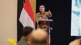 Gubernur Jateng Ahmad Luthfi minta daerah terdampak cuaca ekstrem segera ajukan asuransi gagal panen. Langkah ini bagian dari upaya menjaga ketahanan pangan dan lindungi petani.