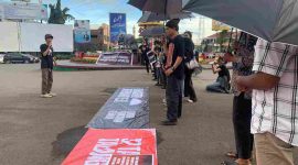 Aksi Kamisan bertema '37 Tahun Peristiwa Talangsari' di Tugu Adipura, Bandar Lampung, Kamis (5/2/2026).