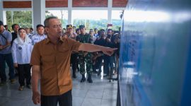 Gubernur A. Luthfi saat meresmikan hasil preservasi Jalan Randudongkal–Moga dan Jalan Pemalang–Bantarbolang, Rabu (18/2/2026).