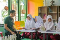 MORAZEN Yogyakarta mengimplementasikan program sosial bertajuk MORA Impact di SD Negeri Temon, Kabupaten Kulon Progo, Senin (02/03/2026).